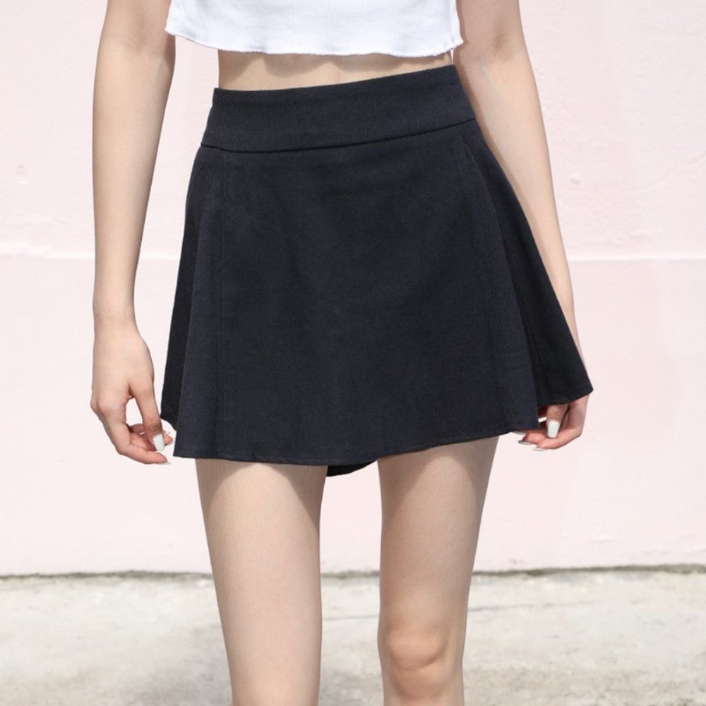 Brandy Melville Black Skirt